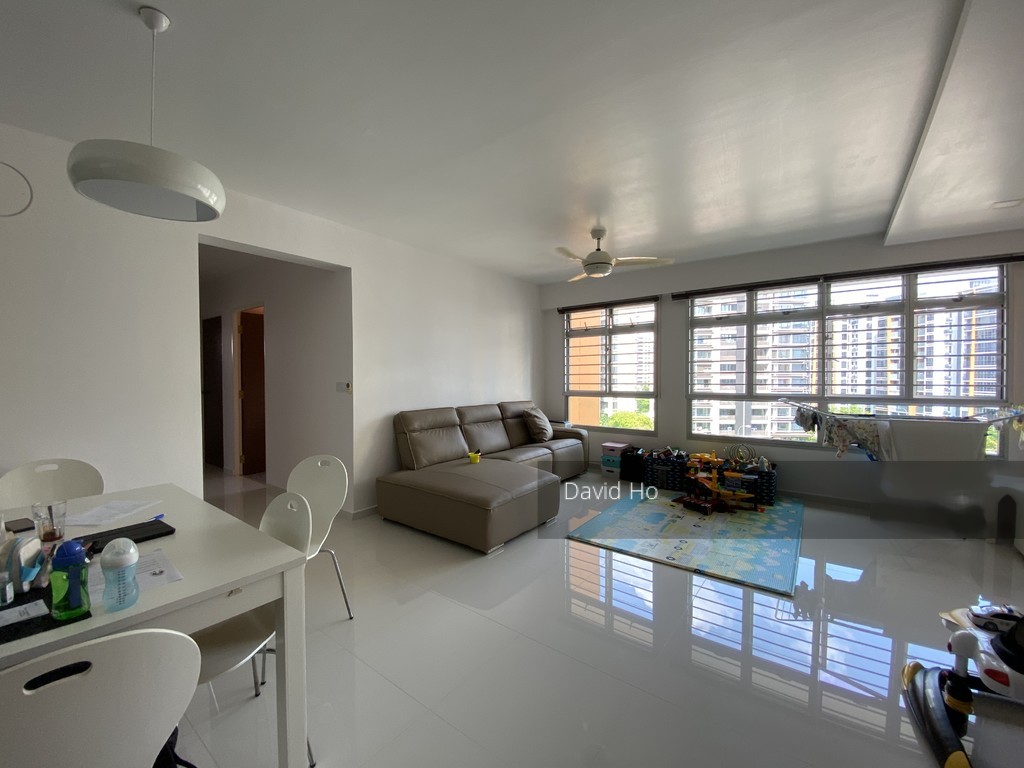 Pasir Ris Street 51 thumbnail photo